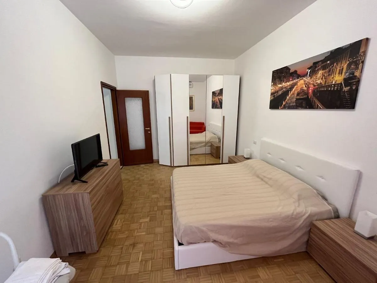 체사노보스코네 Casa Vittoria A Due Passi Da Milano 아파트 0*,  이탈리아